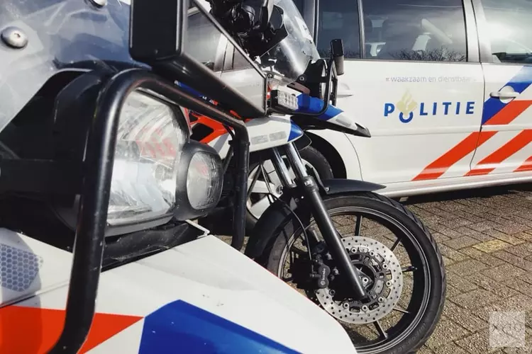 Motoragent gewond na aanrijding