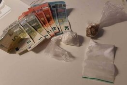 Politie doet inval in woning Peelo