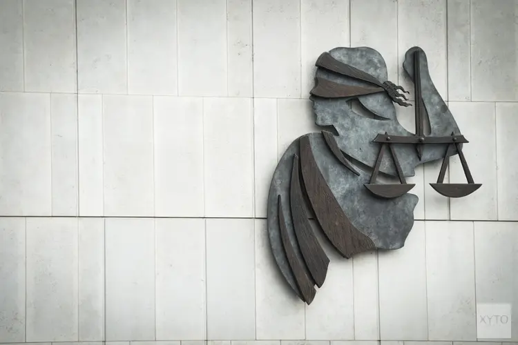 Assense vernederend uitgebuit, onder druk gezet en verkracht. OM eist 6 jaar cel.