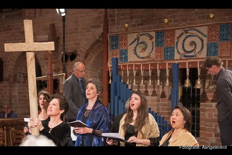 Twee keer Hellums Paasspel door Ensemble Super Librum in de Magnuskerk Anloo op zondag 29 maart