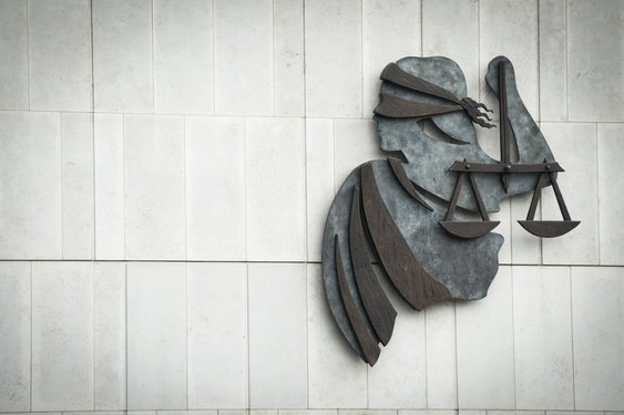 OM eist tot 12 jaar cel in onderzoek naar grootschalige cocaïne-invoer