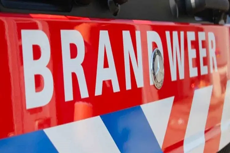 Brand in woning in Bovensmilde, één persoon gewond.