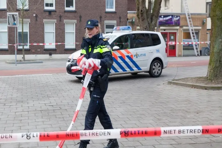Bestuurder gewond na eenzijdig ongeluk op N34 bij Eext