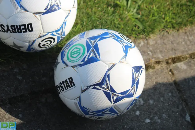 FC Groningen ruim langs PEC Zwolle bij terugkeer Hateboer